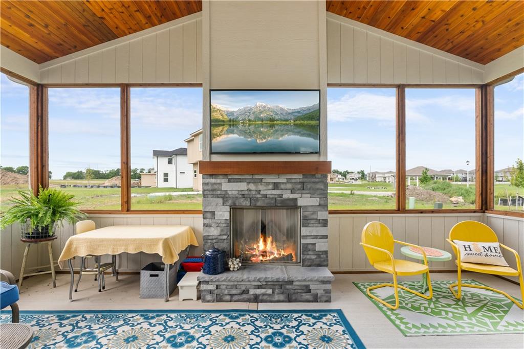 16966 S Durango Street