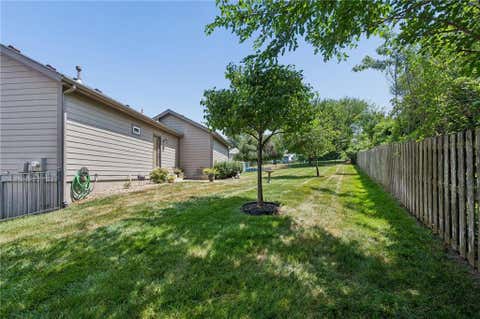 Tiny photo for 337 Cates Court, Liberty, MO 64068 (MLS # 2633530)