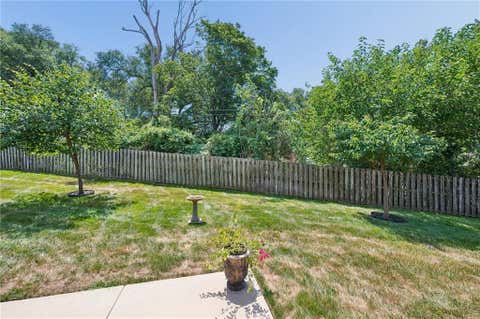 Tiny photo for 337 Cates Court, Liberty, MO 64068 (MLS # 2633530)