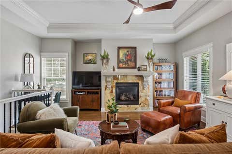Tiny photo for 337 Cates Court, Liberty, MO 64068 (MLS # 2633530)