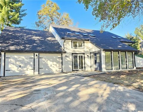 14210 W 50th Street, Shawnee, KS 66216 - #: 2584759