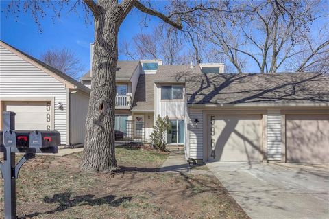 5964 N Kansas Avenue, Gladstone, MO 64119 - #: 2602841