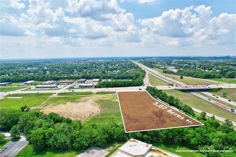 8707 Green Hills Road Kansas City MO 64154