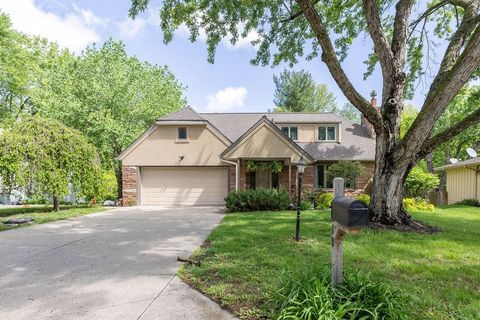 Photo of 5210 Mockingbird Lane, St Joseph, MO 64506 (MLS # 2616701)
