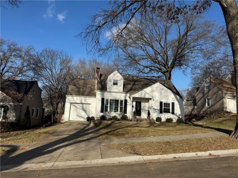 2910 W 73rd Terrace Prairie Village KS 66208