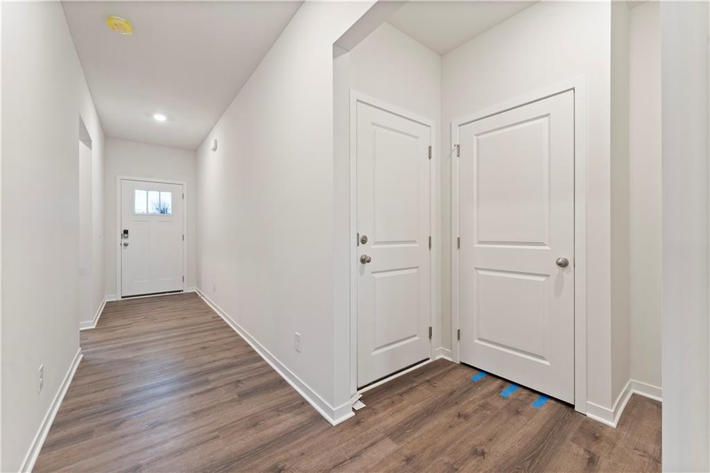 2114 Creek View Lane