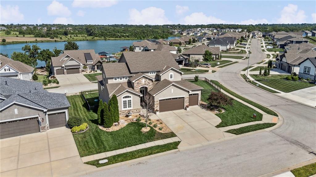 1401 Spurlock Cove