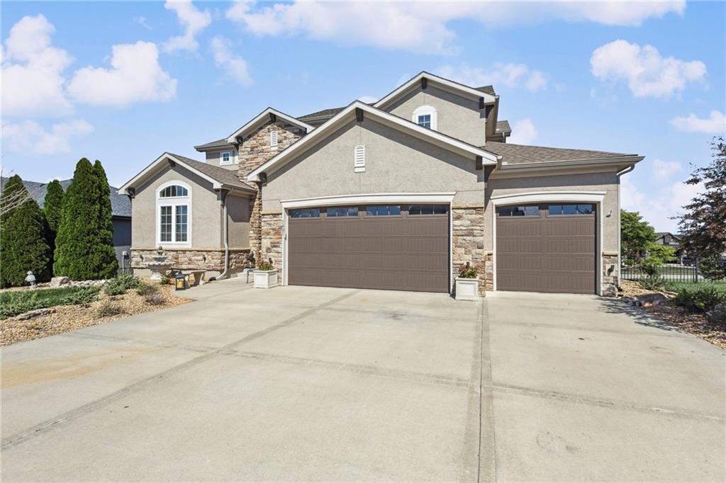 1401 Spurlock Cove