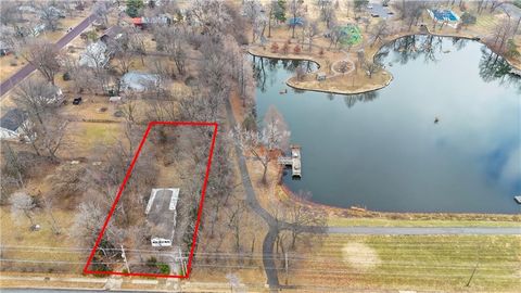 7710 W 87th Street Overland Park KS 66212