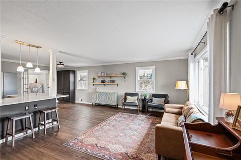 Photo of 4909 Nall Avenue, Roeland Park, KS 66202 (MLS # 2612319)