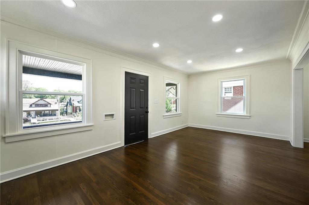 5236 Woodland Avenue