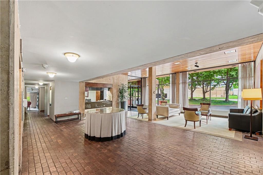 2525 Main Street 312