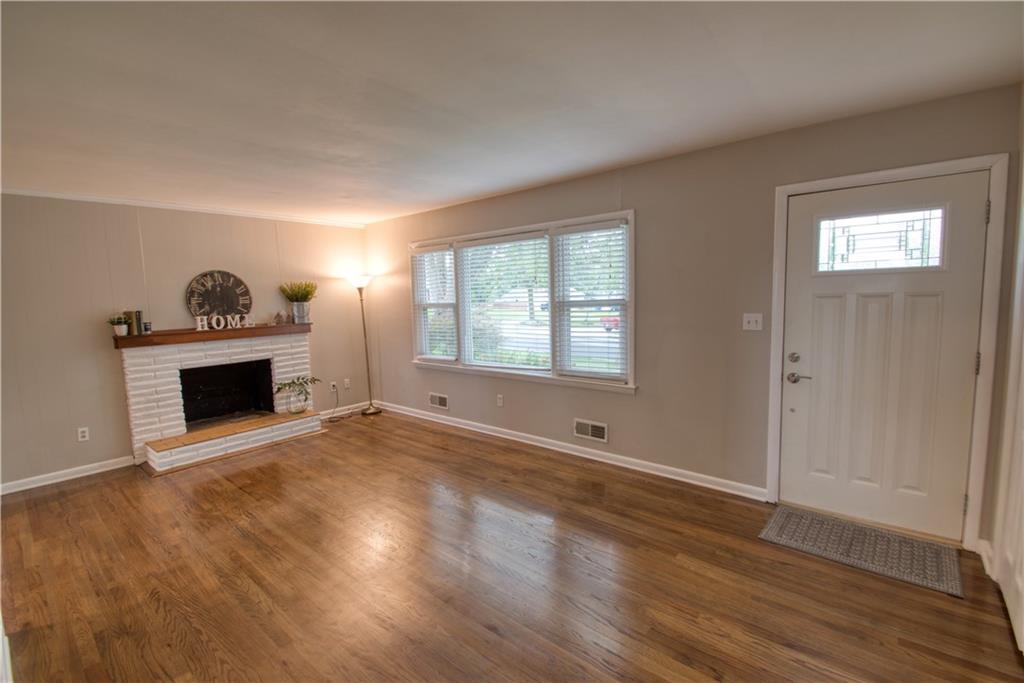 9104 W 69th Street