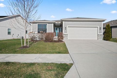 Photo of 20854 W 190th Place, Spring Hill, KS 66083 (MLS # 2607365)