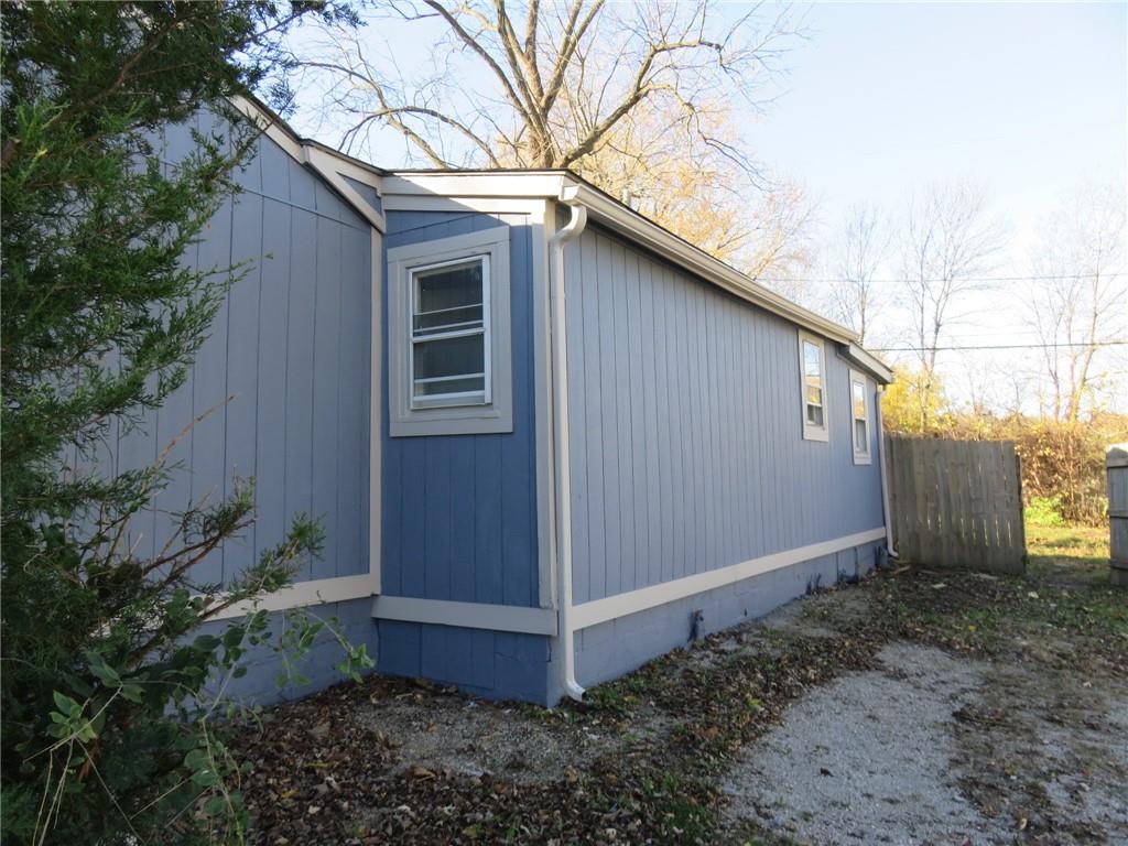 Independence, Missouri 64050, United States, 2 Bedrooms Bedrooms, ,1 BathroomBathrooms,Residential,Active,30895