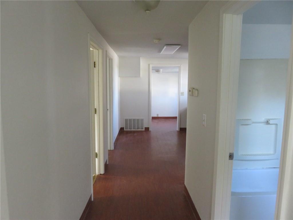 Independence, Missouri 64050, United States, 2 Bedrooms Bedrooms, ,1 BathroomBathrooms,Residential,Active,30895