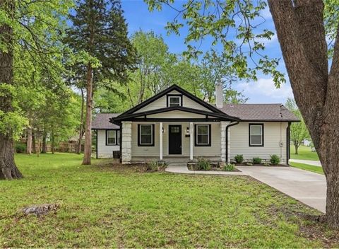 6017 Mastin Street Merriam KS 66203