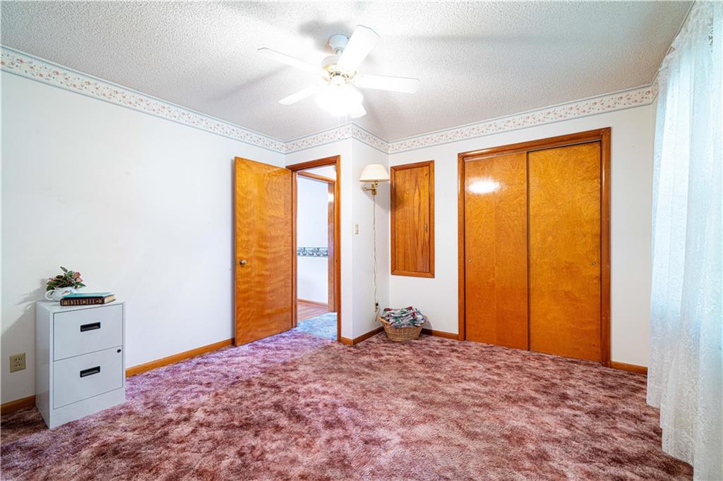 St Joseph, Missouri 64506, United States, 3 Bedrooms Bedrooms, ,2 BathroomsBathrooms,Residential,Pending,136951