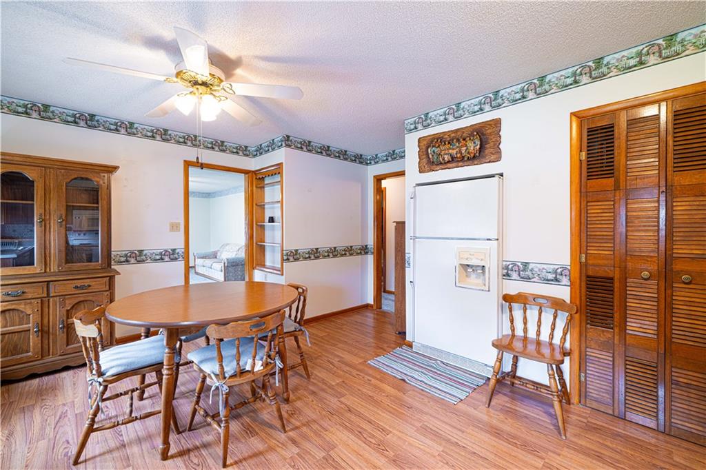 St Joseph, Missouri 64506, United States, 3 Bedrooms Bedrooms, ,2 BathroomsBathrooms,Residential,Pending,136951
