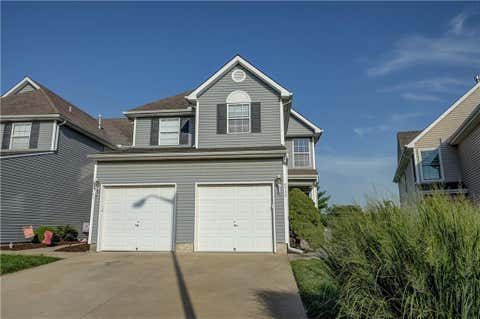 Photo of 9739 N Lewis Avenue, Kansas City, MO 64157 (MLS # 2637409)