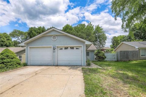 1609 N Lazy Branch Road Independence MO 64058