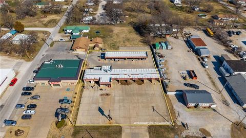 1720 W Main Street Street Independence KS 67301