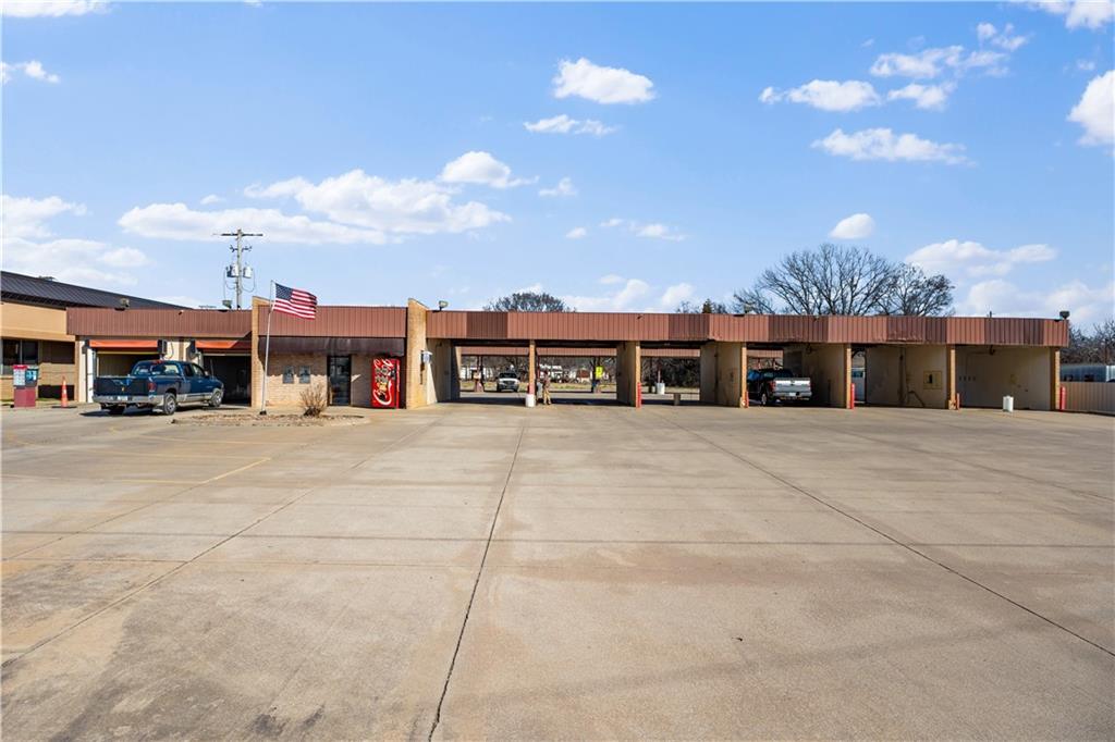 1720 W Main Street Street