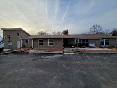 MLS: 2613407