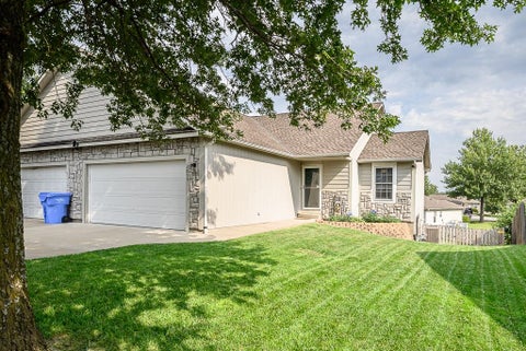 2035 Rock Creek Court, Tonganoxie, KS 66086 - MLS#: 2634787