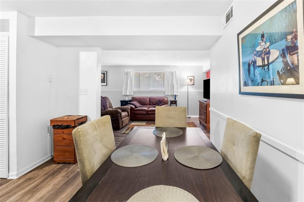 8215 Santa Fe Drive 10