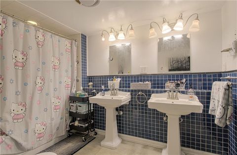 Tiny photo for 443 Choctaw Street, Liberty, MO 64068 (MLS # 2579762)