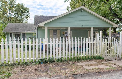 Tiny photo for 443 Choctaw Street, Liberty, MO 64068 (MLS # 2579762)