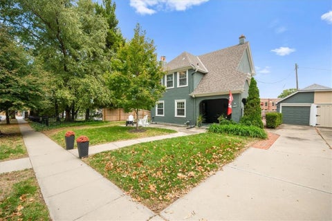 Photo of 407 GREENWAY Terrace, Kansas City, MO 64113 (MLS # 2647155)
