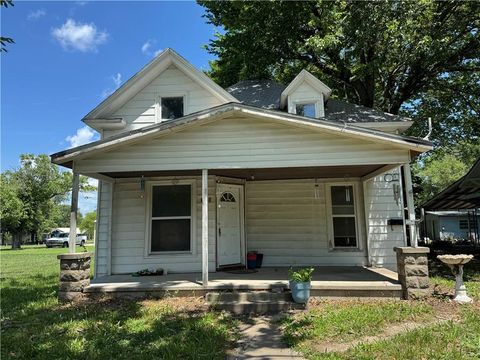 710 E Lincoln Street, Iola, KS 66749 - MLS#: 2563388