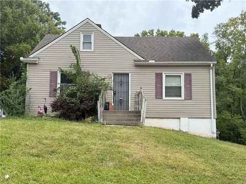 3721 Elmwood Avenue, Kansas City, MO 64128 - #: 2574798