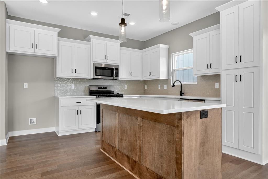 16256 Giorgia Street