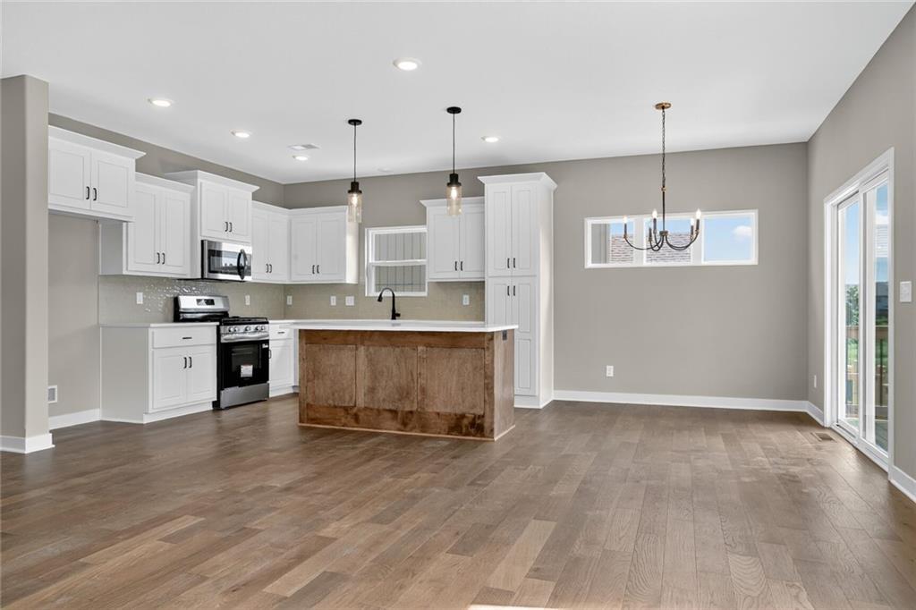 16256 Giorgia Street