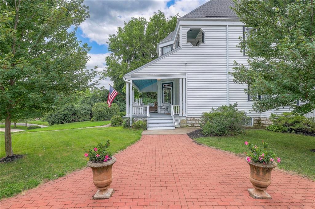 1328 Main Street