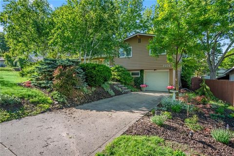 2101 NE 62nd Street, Kansas City, MO 64118 - MLS#: 2614775