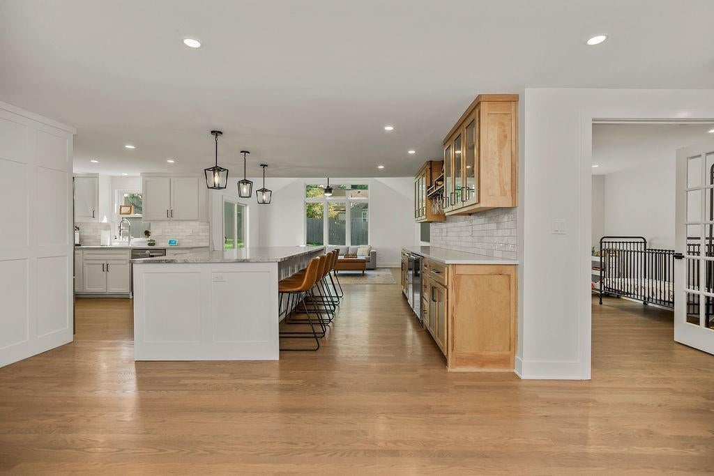 2905 W 73rd Street