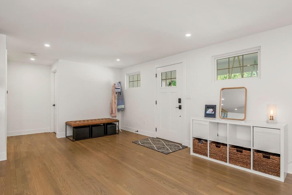 2905 W 73rd Street