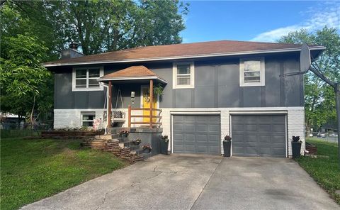 211 SE Keystone Drive, Lee\'s Summit, MO 64063 - MLS#: 2548914