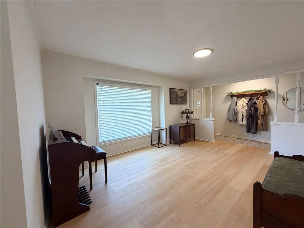 Photo of 2000 NE 34th Place, Kansas City, MO 64116 (MLS # 2607999)