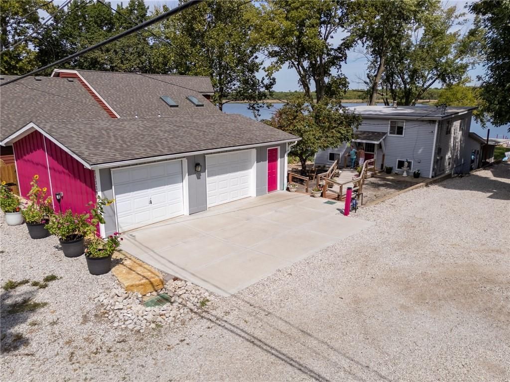 Photo of 15339 Lake Road 2 Street, Gardner, KS 66030 (MLS # 2606613)