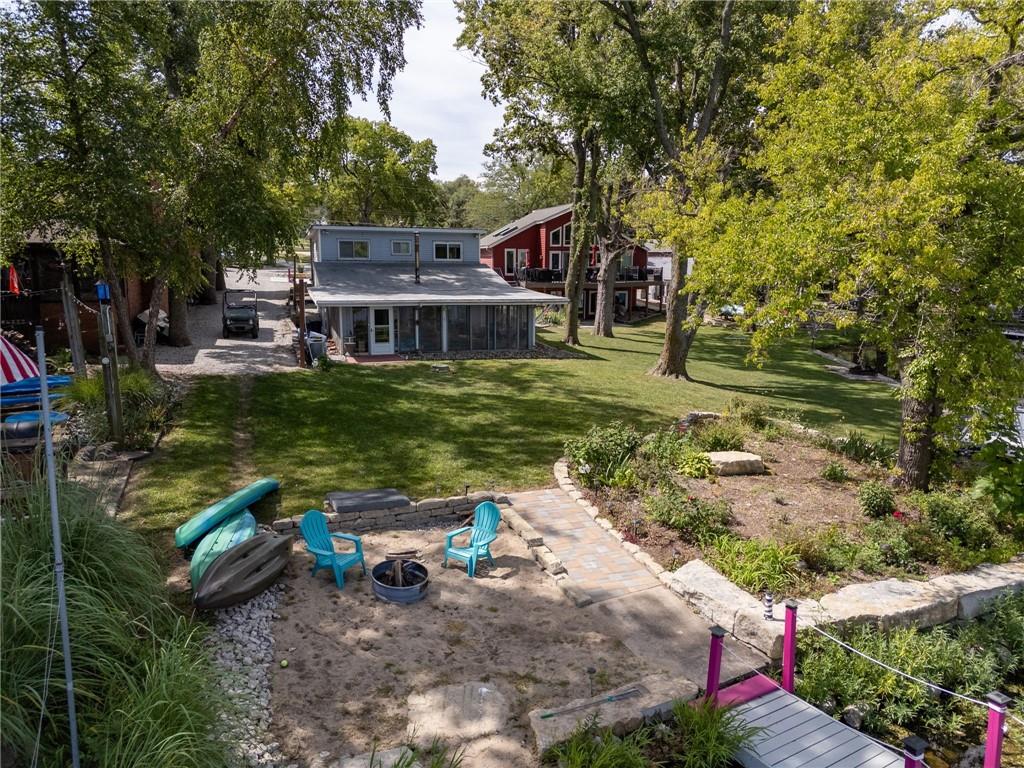 15339 Lake Road 2 Street