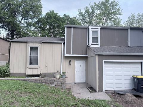 9525 MANNING Avenue Kansas City MO 64134