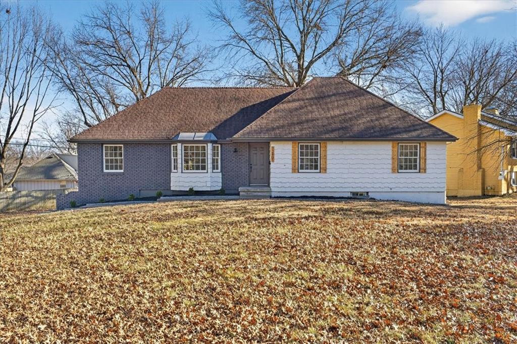 12801 Corrington Avenue