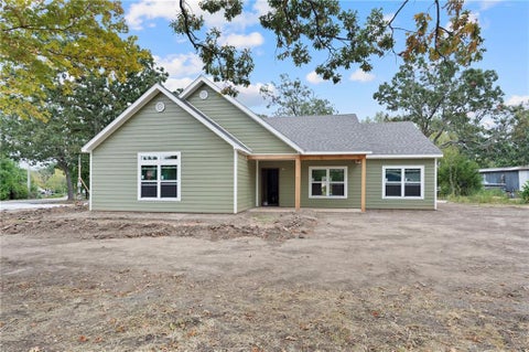 Photo of 2301 S Main Street, Galena, KS 66739 (MLS # 2636148)