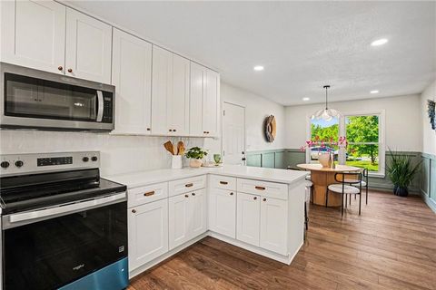 Tiny photo for 1500 Ridgeview Road, Liberty, MO 64068 (MLS # 2623817)