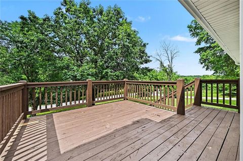 Tiny photo for 1500 Ridgeview Road, Liberty, MO 64068 (MLS # 2623817)